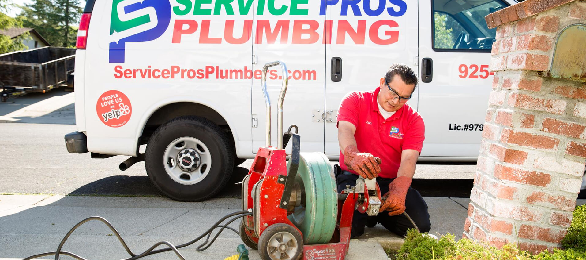 Lafayette plumbers perform drain cleaning